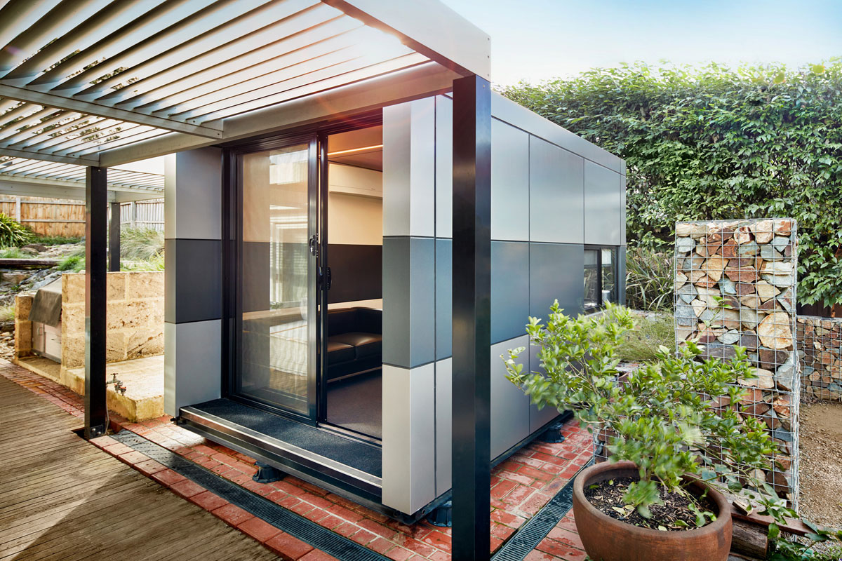 Modern Office Facelifts: Transforming Corporate Spaces with Alucobond & Glass