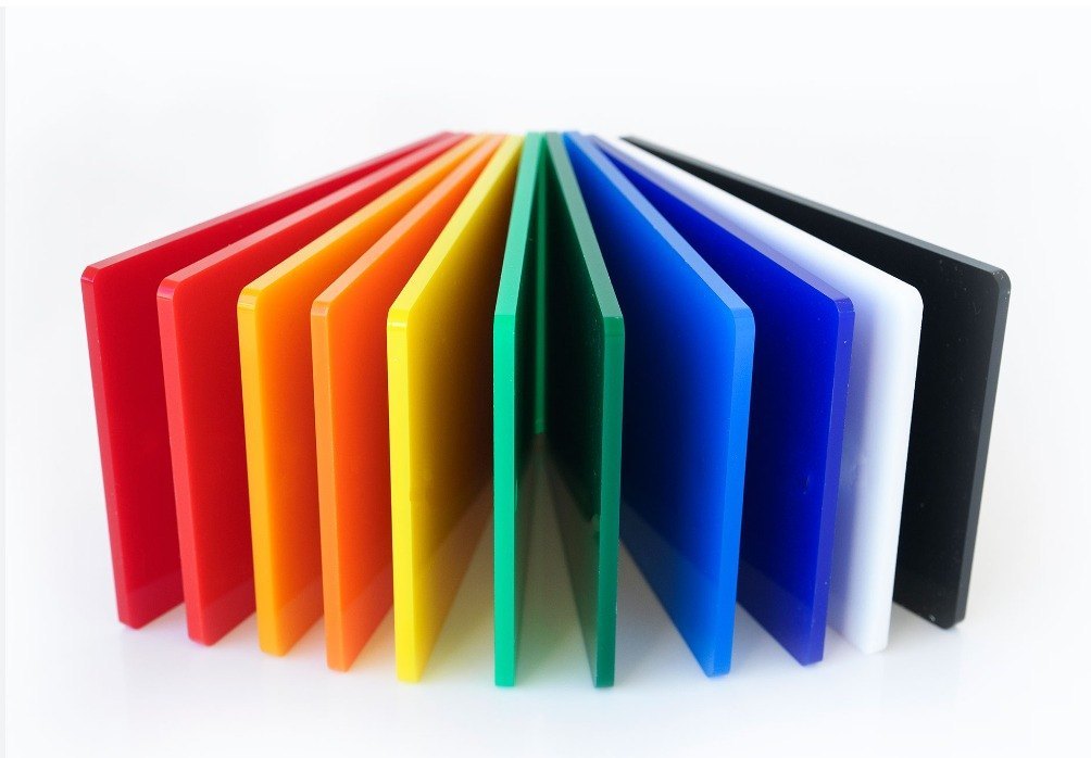 Perspex Thickness Guide: How to Choose the Right Gauge for Structural Projects