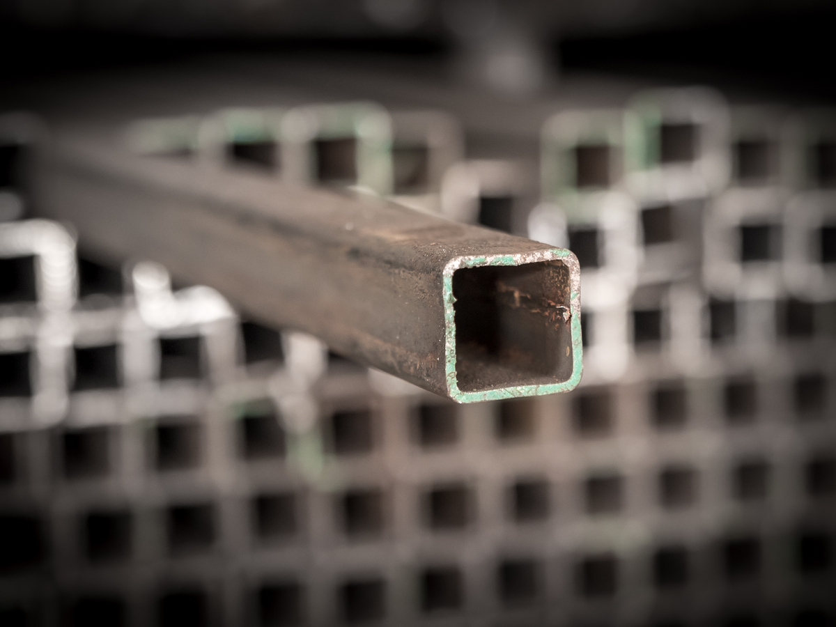 SQUARE HOLLOW SECTION (SHS)